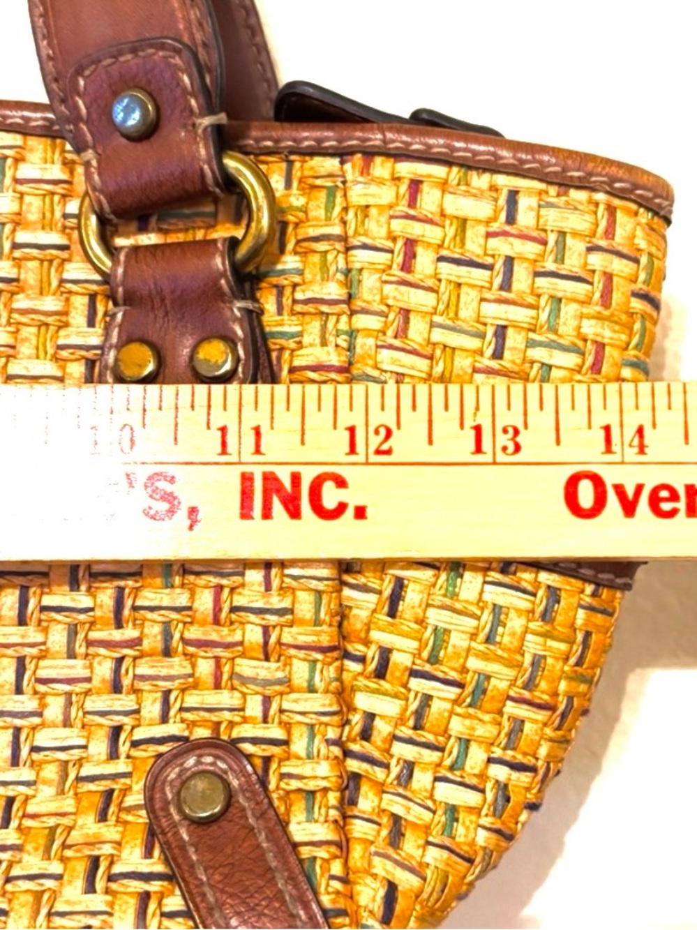 Vintage FOSSIL Brown Leather
Woven Basket Bag Handbag
Purse w/ Key Charm - Picture 9 of 12